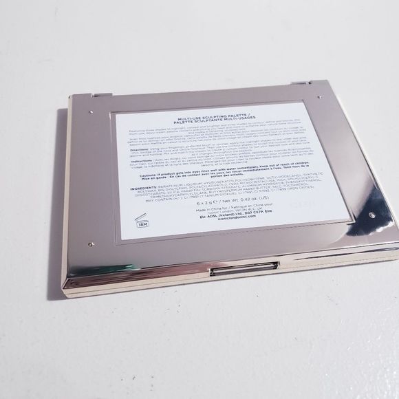 Iconic London| Multi-Use Sculpting Palette - Picture 7 of 8